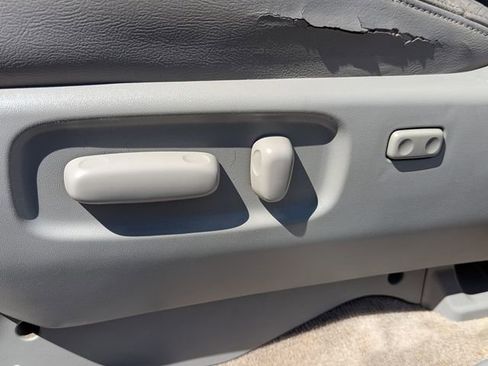 Used 2005 Toyota Sienna FWD image 27