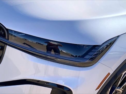 New 2026 Lincoln Nautilus Premier w/ Jet Appearance Package image 13