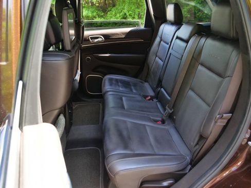 Used 2014 Jeep Grand Cherokee Summit AWD/4WD image 24