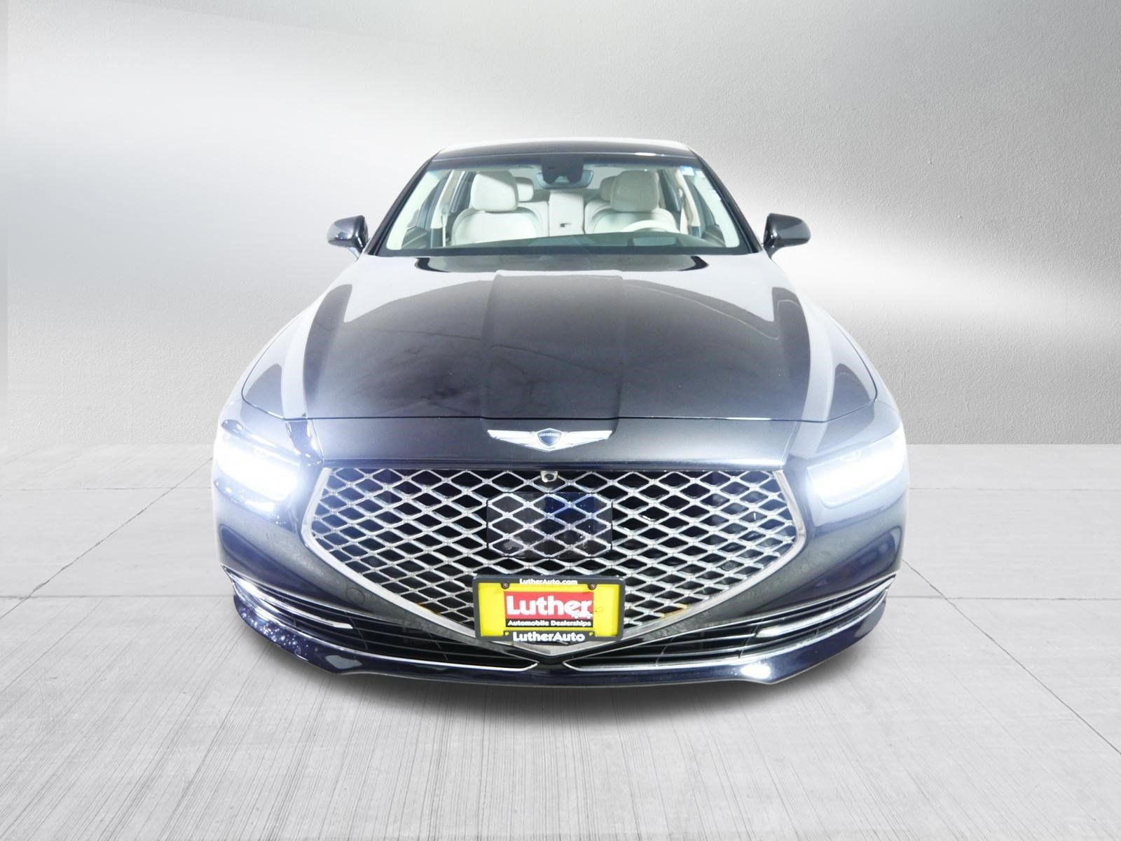 Used 2022 Genesis G90 3.3T Premium AWD/4WD image 2