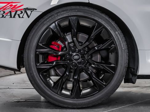 Used 2020 Land Rover Range Rover Sport HST image 17