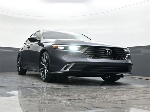 Used 2025 Honda Accord Touring image 34