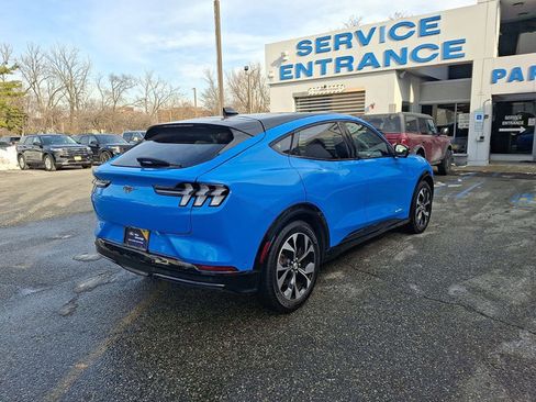 Certified 2022 Ford Mustang Mach-E Premium image 5