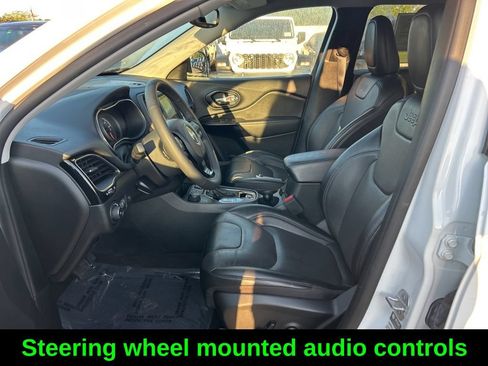 Certified 2023 Jeep Cherokee Altitude Lux AWD/4WD image 12