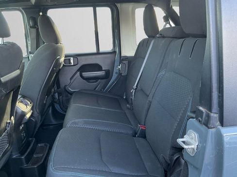 Used 2024 Jeep Wrangler Unlimited Rubicon 4xe image 13