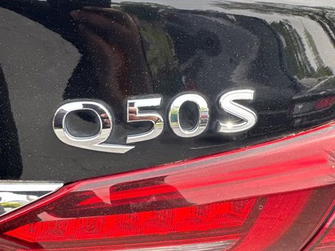Used 2018 INFINITI Q50 Sport image 15