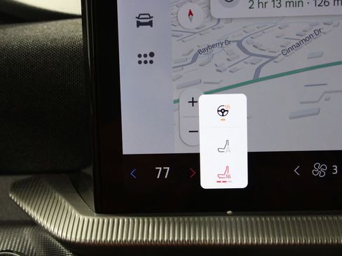 Used 2025 Ford Explorer ST-Line w/ ST-Line Street Pack image 32