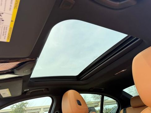 Used 2022 BMW 330i 330i w/ Driving Assistance Package image 31