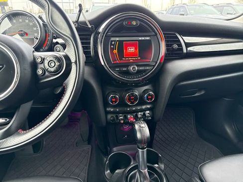 Used 2019 MINI Cooper S w/ Storage Package image 19