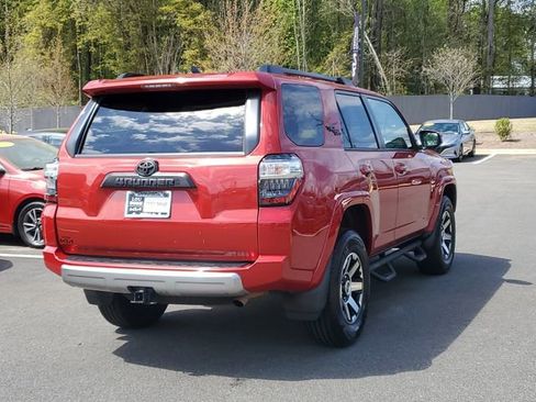 Used 2022 Toyota 4Runner TRD Off-Road AWD/4WD image 6