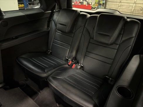 Used 2015 Mercedes-Benz GL 63 AMG 4MATIC image 29