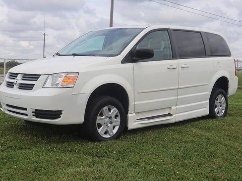 Used 2010 Dodge Grand Caravan SE w/ Popular Equipment Group FWD image 5