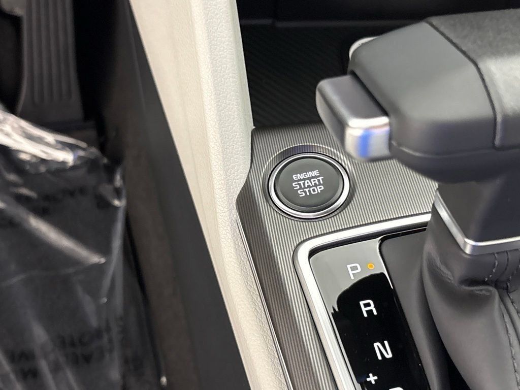 New 2026 Kia Sportage EX FWD image 30