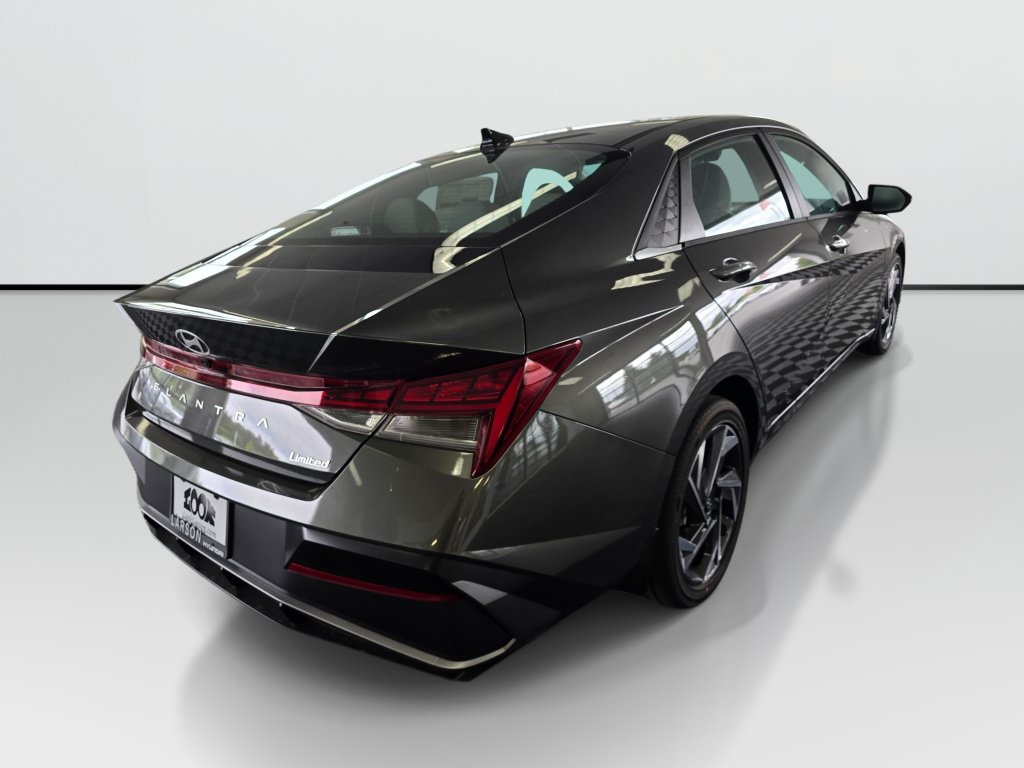 New 2026 Hyundai Elantra Limited FWD image 3