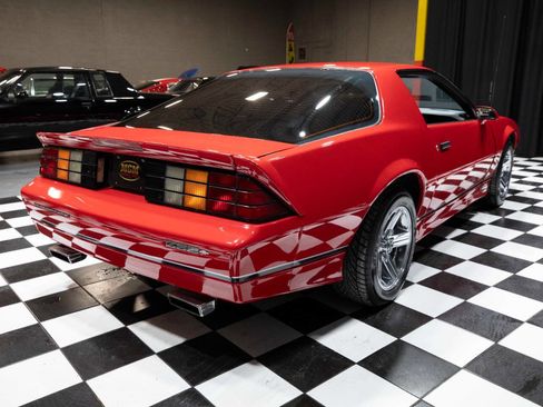 Used 1987 Chevrolet Camaro Z28 image 14