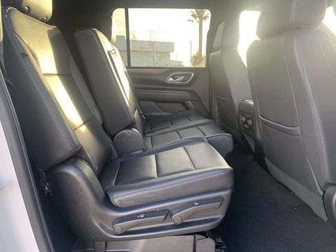 Certified 2023 Chevrolet Suburban LT image 25