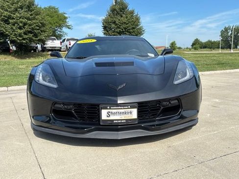 Used 2018 Chevrolet Corvette Grand Sport RWD image 3