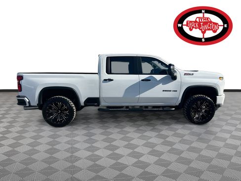 Used 2021 Chevrolet Silverado 2500 LT w/ Z71 Sport Edition image 8