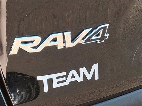 Certified 2024 Toyota RAV4 LE AWD/4WD image 25