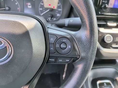 Used 2024 Toyota Corolla LE FWD image 18