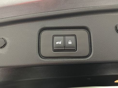 Used 2023 Nissan Pathfinder SL w/ SL Premium Package AWD/4WD image 23