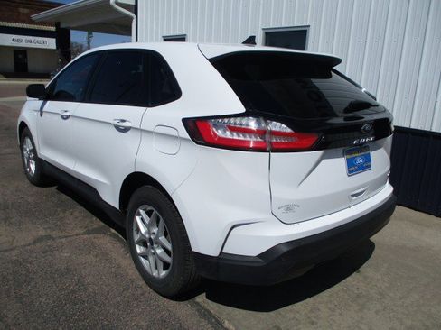 Used 2022 Ford Edge SE AWD/4WD image 7