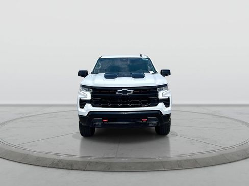 Used 2025 Chevrolet Silverado 1500 LT Trail Boss w/ Protection Package AWD/4WD image 3
