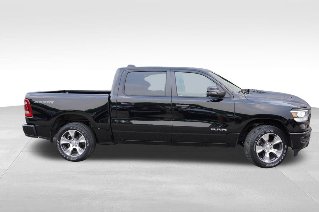 Used 2023 RAM 1500 Laramie AWD/4WD image 3