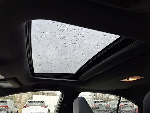 Certified 2020 Toyota Corolla SE image 13