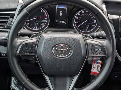 Used 2024 Toyota Camry SE FWD image 12