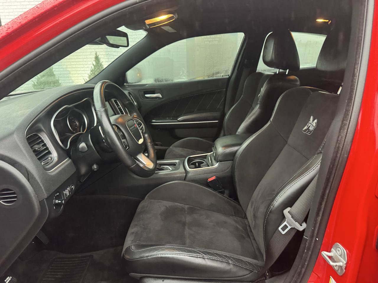 Used 2018 Dodge Charger R/T Scat Pack w/ Dynamics Package RWD image 14