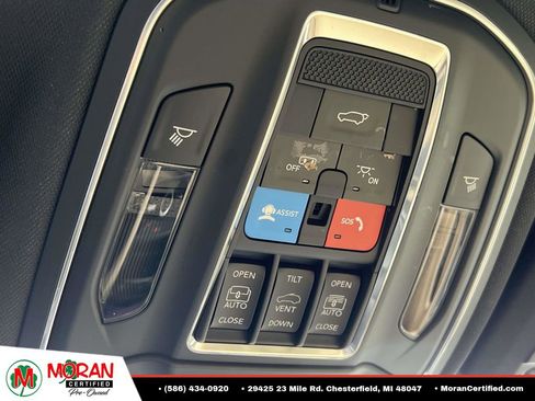 Used 2024 Jeep Grand Cherokee Limited AWD/4WD image 29