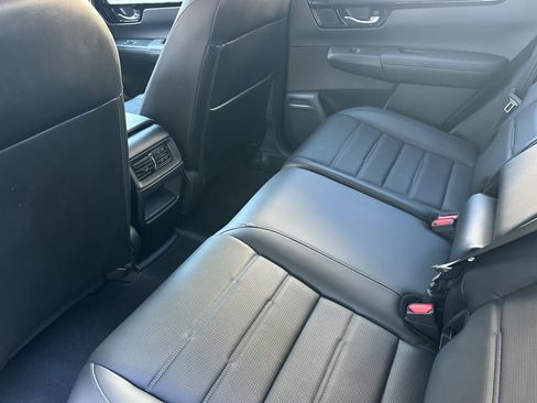 Used 2023 Honda CR-V EX-L image 9