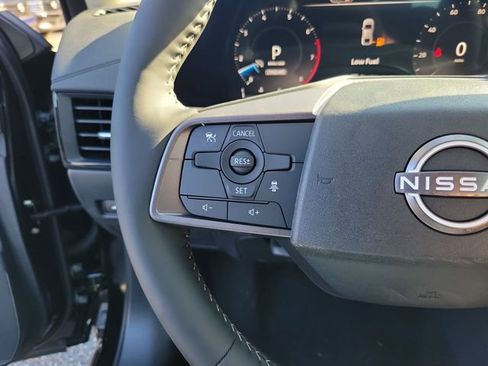 New 2026 Nissan Sentra SV w/ SV Convenience Package FWD image 18