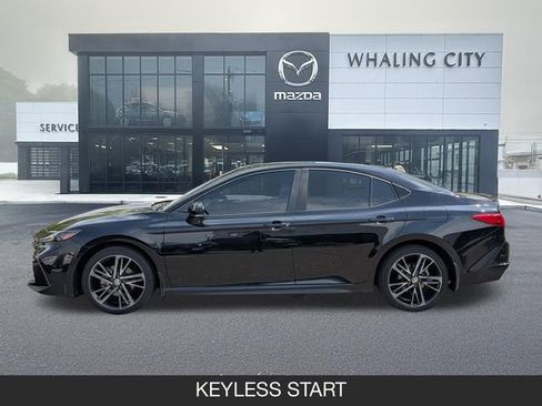 Used 2025 Toyota Camry XSE w/ Premium Plus Package AWD/4WD image 5