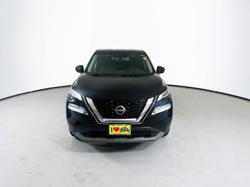 Used 2023 Nissan Rogue SV FWD image 4