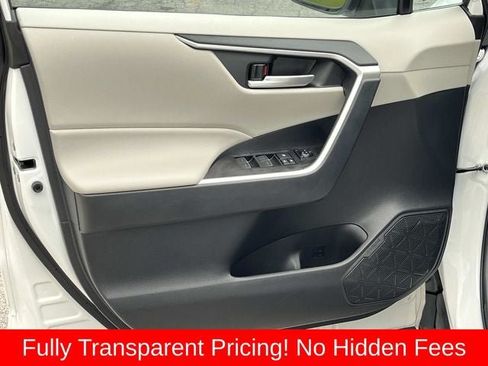 Used 2025 Toyota RAV4 XLE w/ Convenience Package AWD/4WD image 25