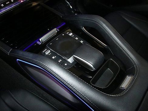 Used 2022 Mercedes-Benz GLE 350 4MATIC image 23