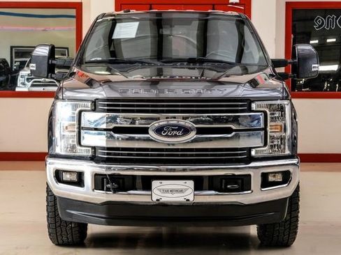 Used 2018 Ford F250 Lariat w/ Lariat Value Package image 9