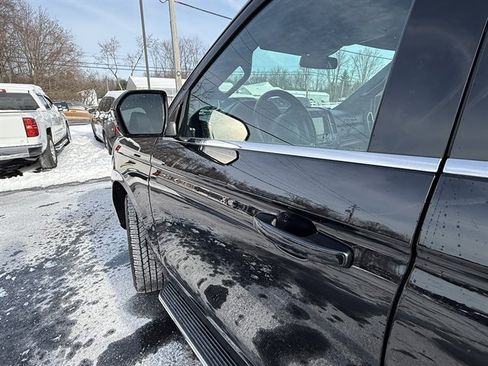 Used 2021 Ford Expedition XLT image 10