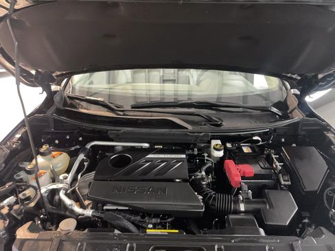 Used 2024 Nissan Rogue SV w/ SV Premium Package image 25