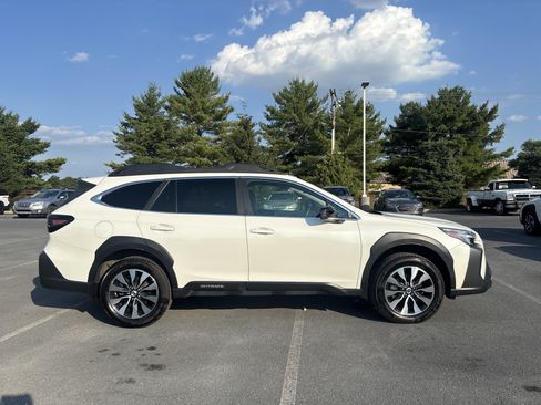 Certified 2024 Subaru Outback Limited XT AWD/4WD image 9