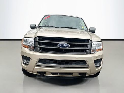 Used 2017 Ford Expedition Limited w/ Equipment Group 301A image 4