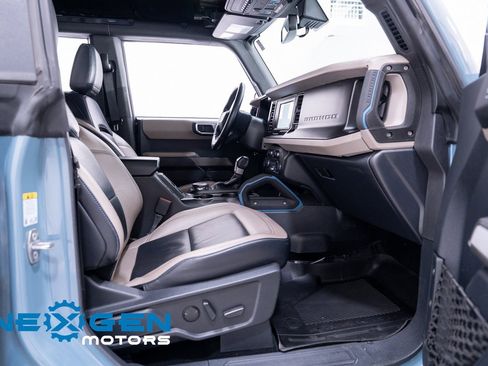 Used 2022 Ford Bronco Wildtrak image 46