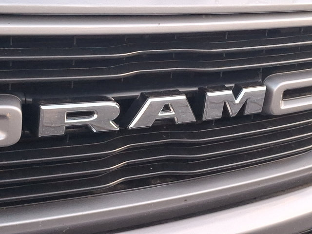 Used 2024 RAM 1500 Laramie AWD/4WD image 7