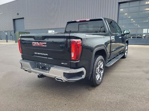 Used 2023 GMC Sierra 1500 SLT w/ SLT Premium Package image 3