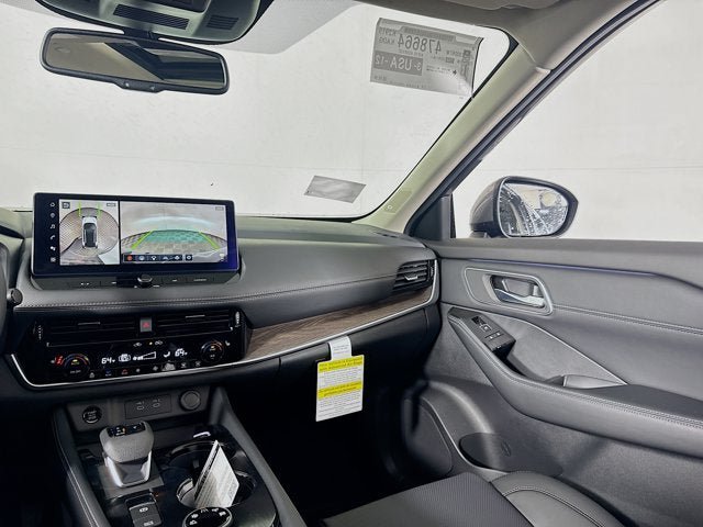 New 2026 Nissan Rogue Platinum w/ Tech Package AWD/4WD image 22