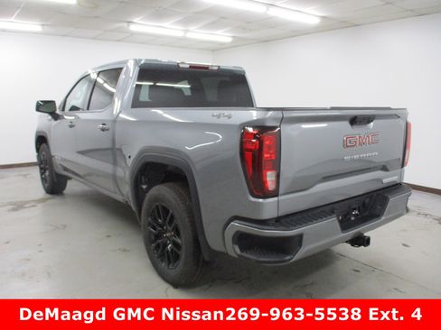 New 2026 GMC Sierra 1500 Elevation image 9