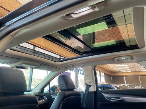 Used 2019 Cadillac XT5 Luxury image 18