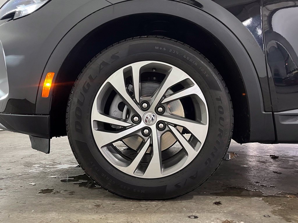 Used 2023 Buick Envision Essence AWD/4WD image 16